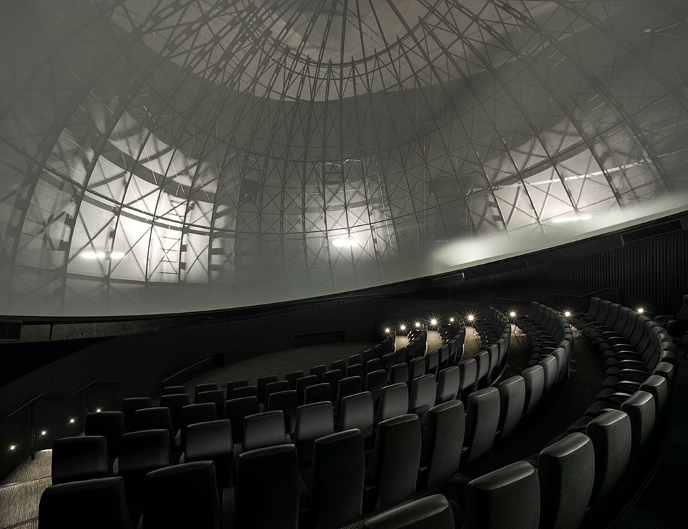 4K-Laserleistung von Digital Projection – Nordamerikas erstes ‚nahtloses‛ Planetarium