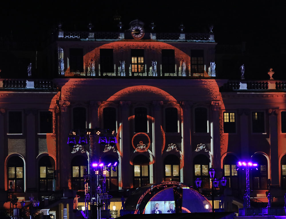 Digital Projection breathes new life into Austrian charity event