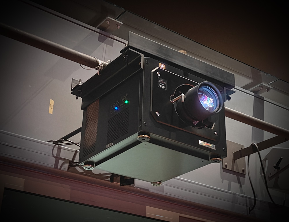 State-of-the-art auditorium installations in historic Rennes